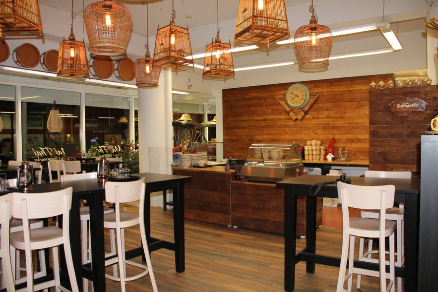 Mai Thai Bistro是在雷克雅未克市中心以合理价格品尝亚洲美食的好去处。