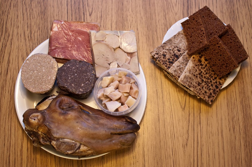 冰岛拥有很多难以言表的传统美食